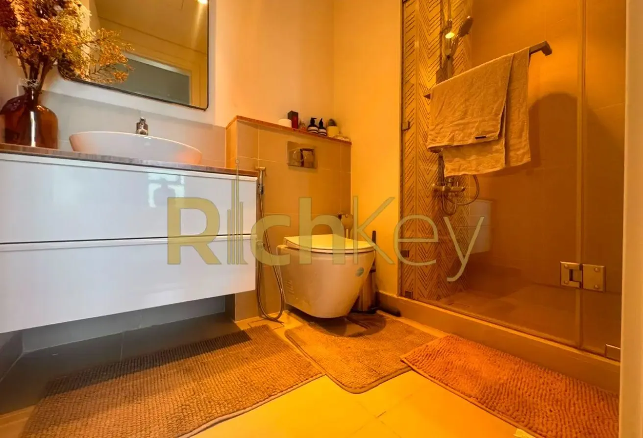 Fully Furnished | Downtown skyline view | Lowest p
