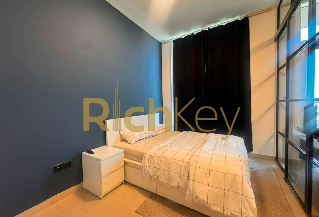 Fully Furnished | Downtown skyline view | Lowest p