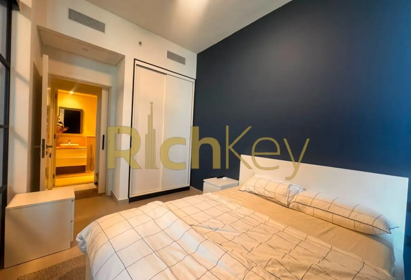Fully Furnished | Downtown skyline view | Lowest p