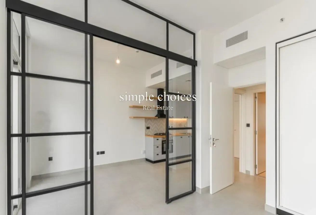 Exclusive/ Unfurnished / Chiller free