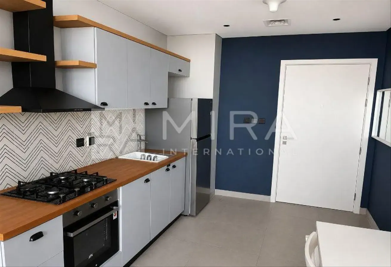 Burj Khalifa View | Furnished | Great Deal