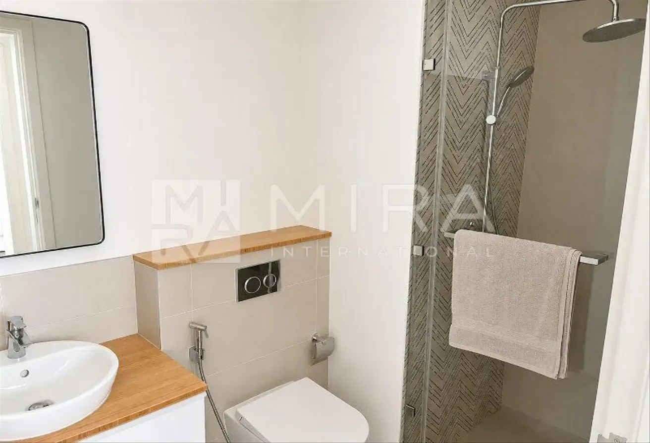 Burj Khalifa View | Furnished | Great Deal