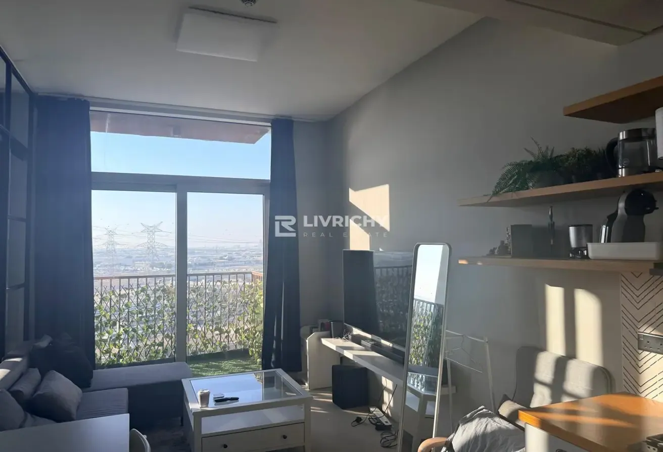 FULLY FURNISHED | CHILLER FREE | COMMUNITY VIEW