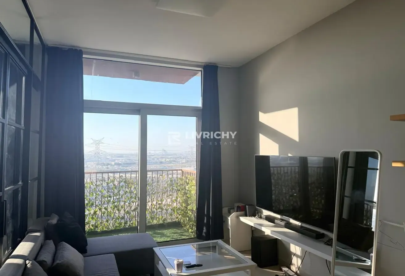 FULLY FURNISHED | CHILLER FREE | COMMUNITY VIEW