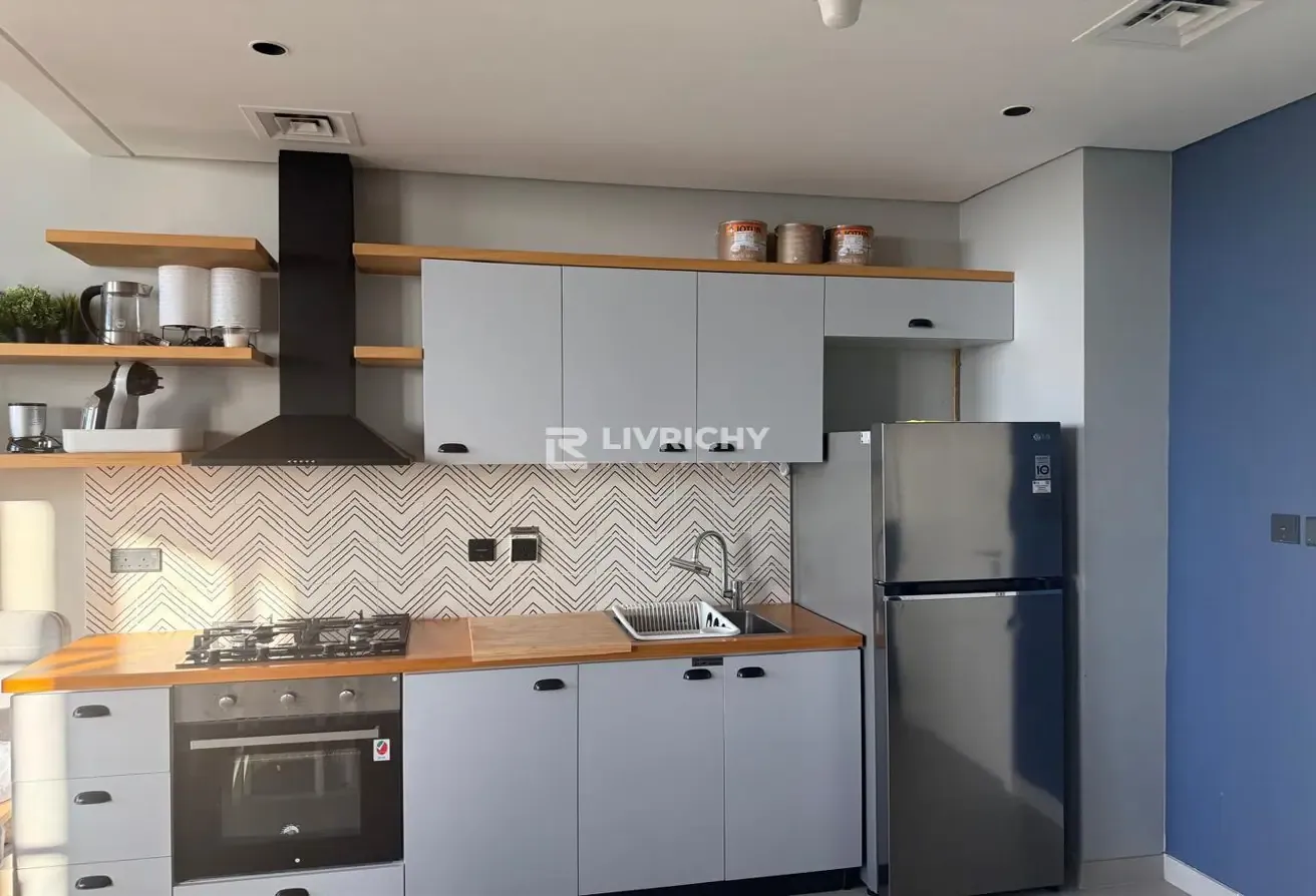 FULLY FURNISHED | CHILLER FREE | COMMUNITY VIEW