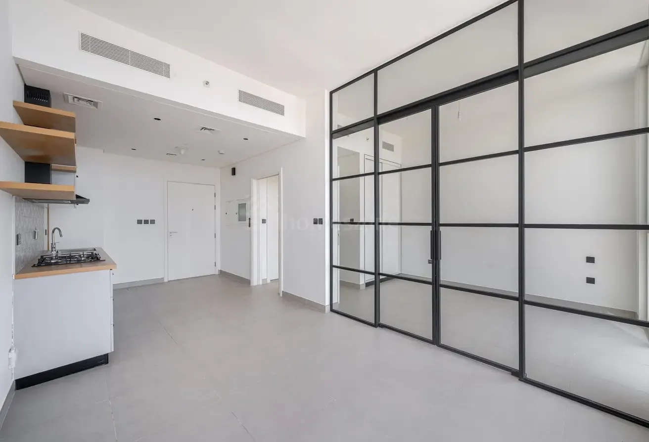 Refined Apartment | Great Location Home