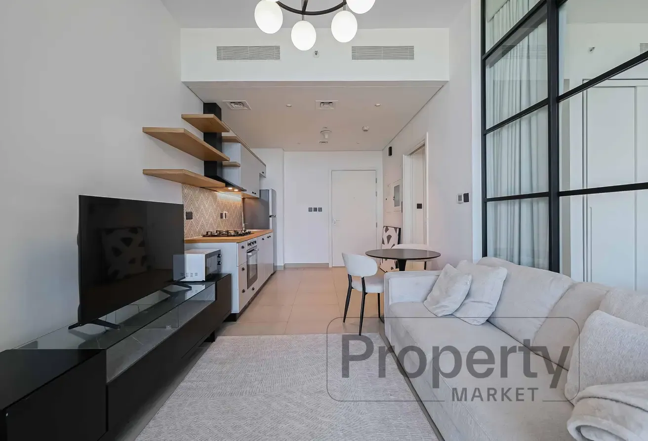 12 Payments Option | Furnished | Bright Layout