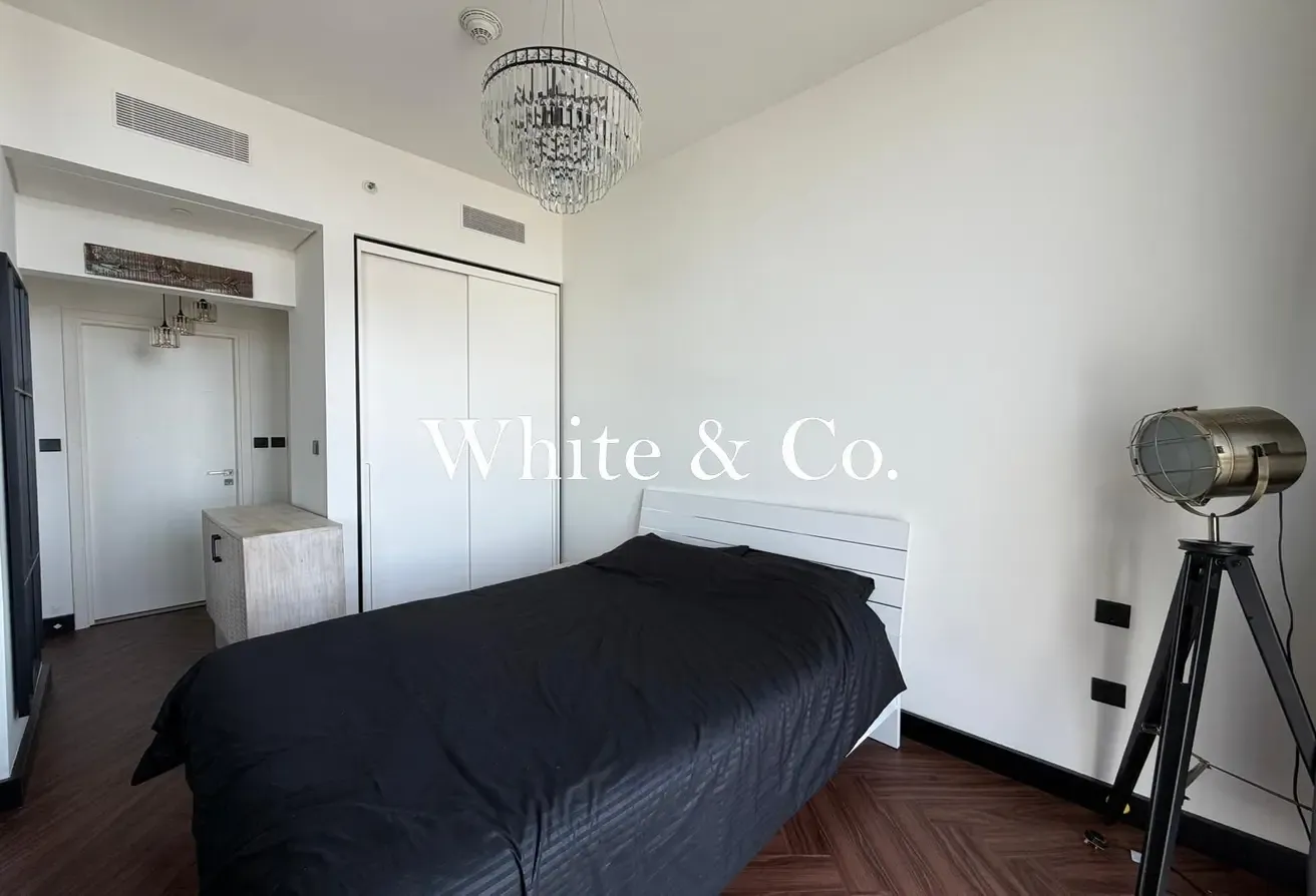 Vacant Now | Furnished | Flexible Cheques