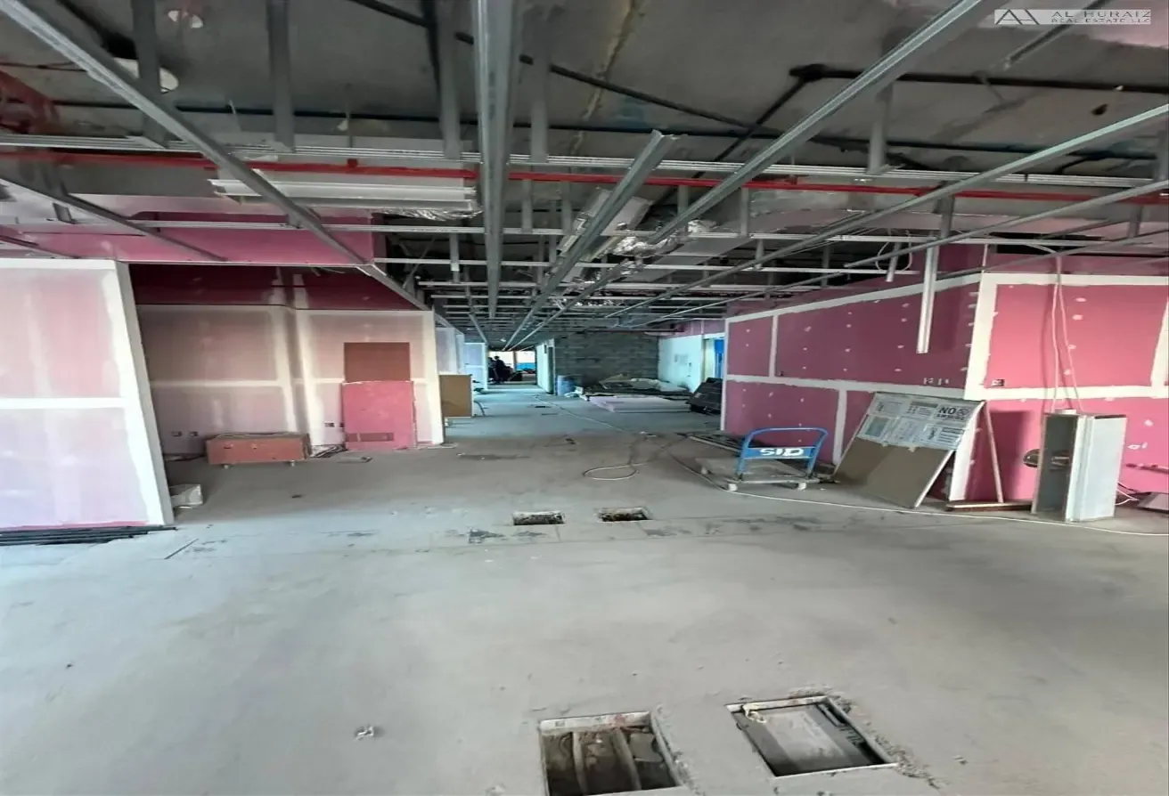 Vacant | Shell & Core Unit | Low Floor