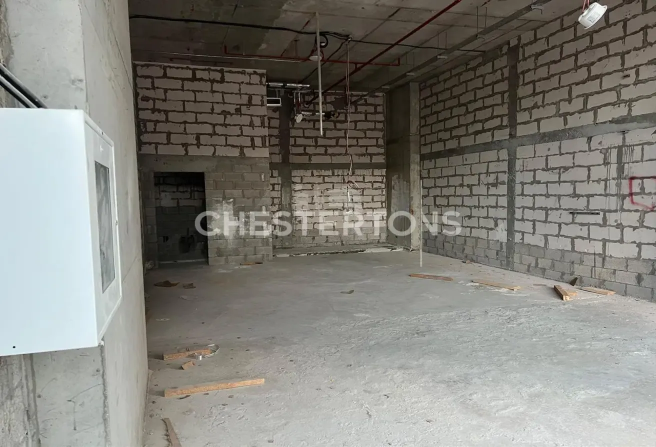 Rented I High ROI I Road View | No agents