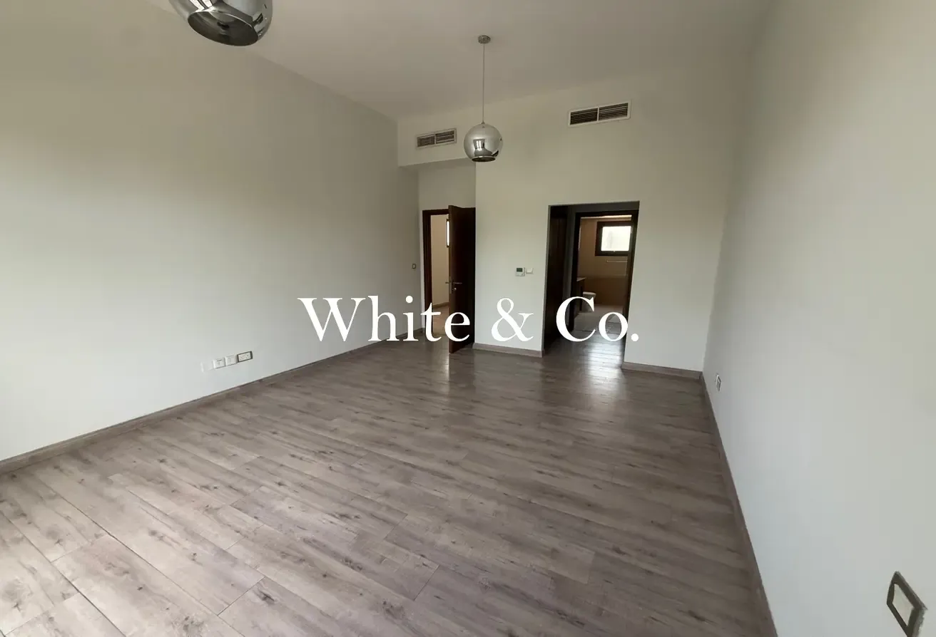 Corner Unit | Large Garden | Single Row
