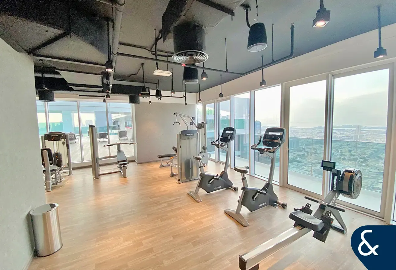 1 Bed | Furnished | Large Terrace | Vacant