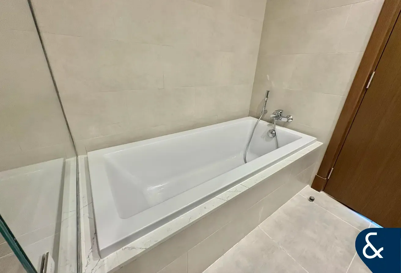 Full Canal Views | Brand New | Maids Room