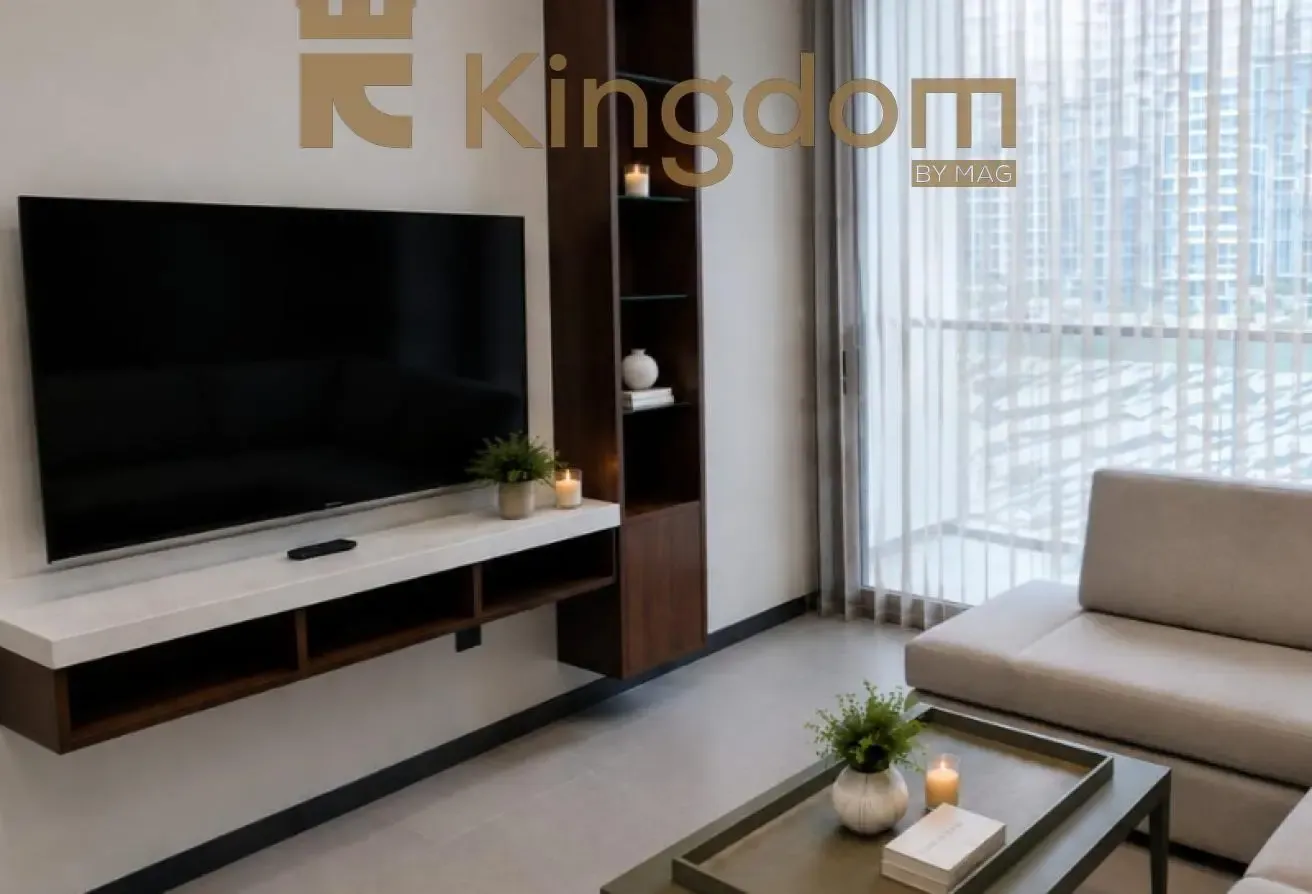 PREMIUM UNIT WITH LAKE VIEW |METRO ACCESS |VACANT