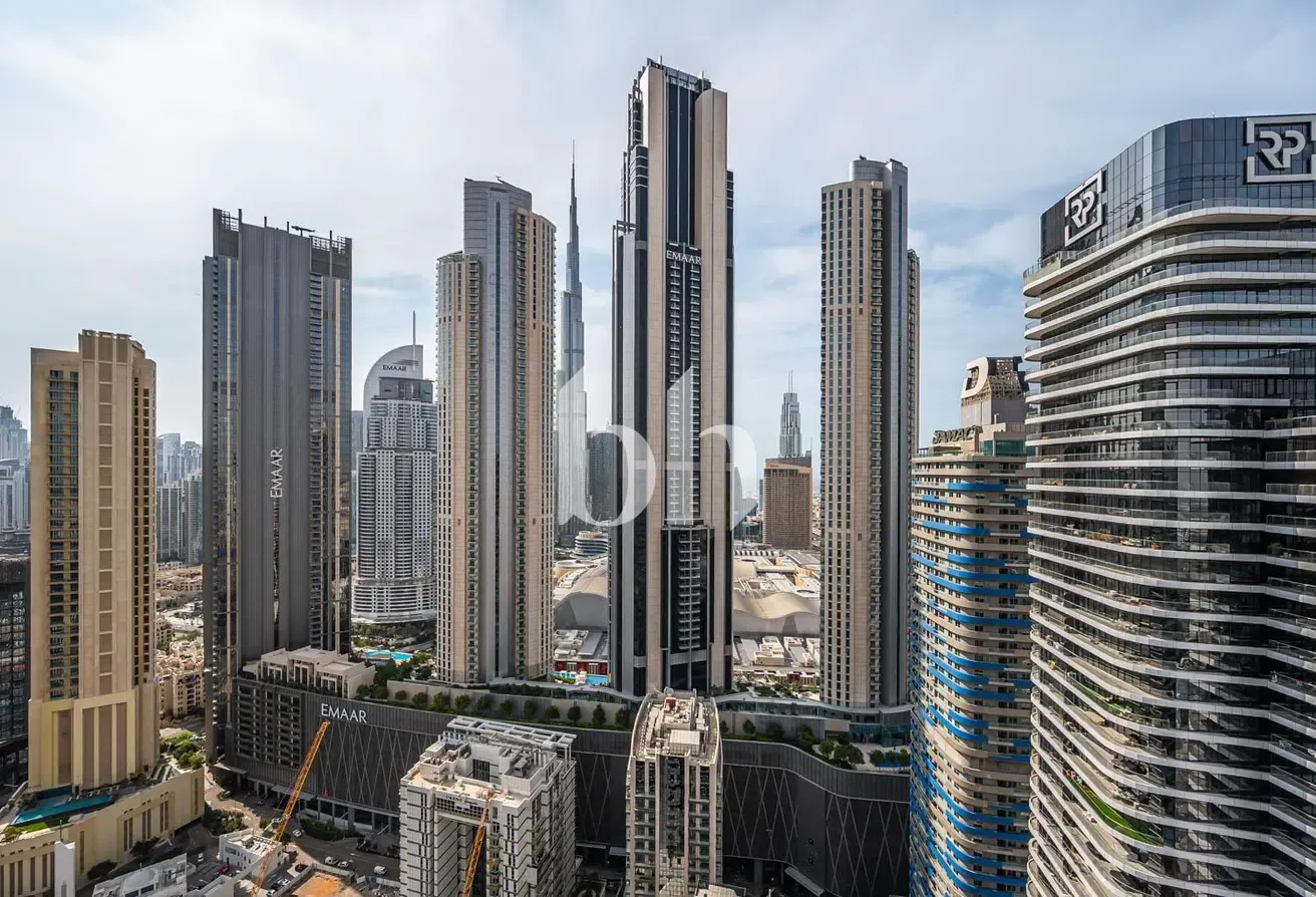 3BR Penthouse | Large Terrace | Vacant Soon