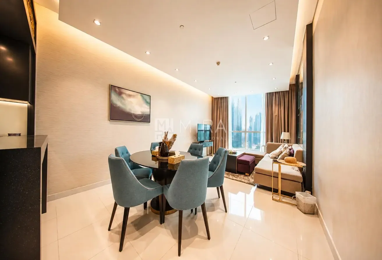 Massive | Creek View | High Floor