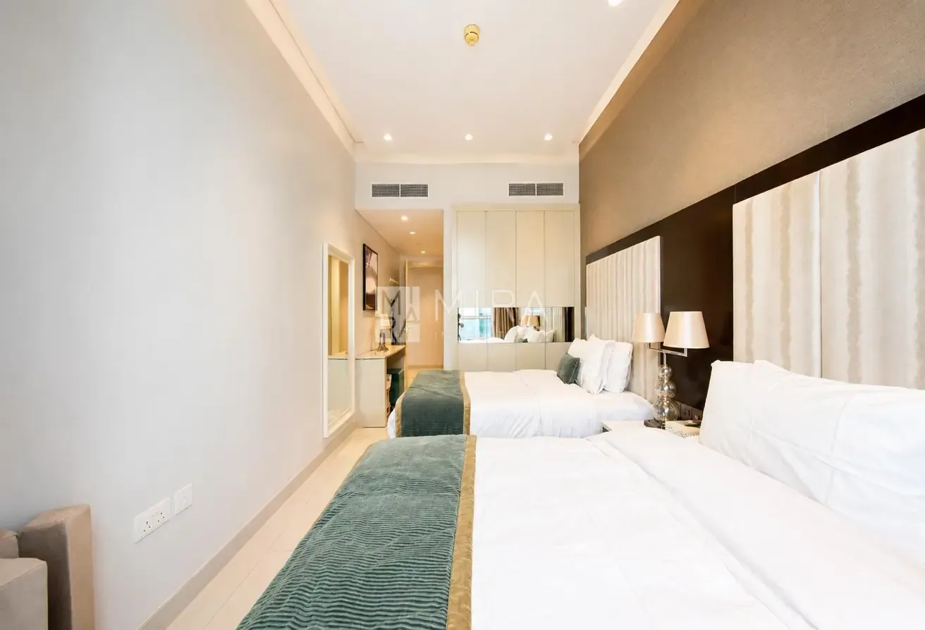 Massive | Creek View | High Floor