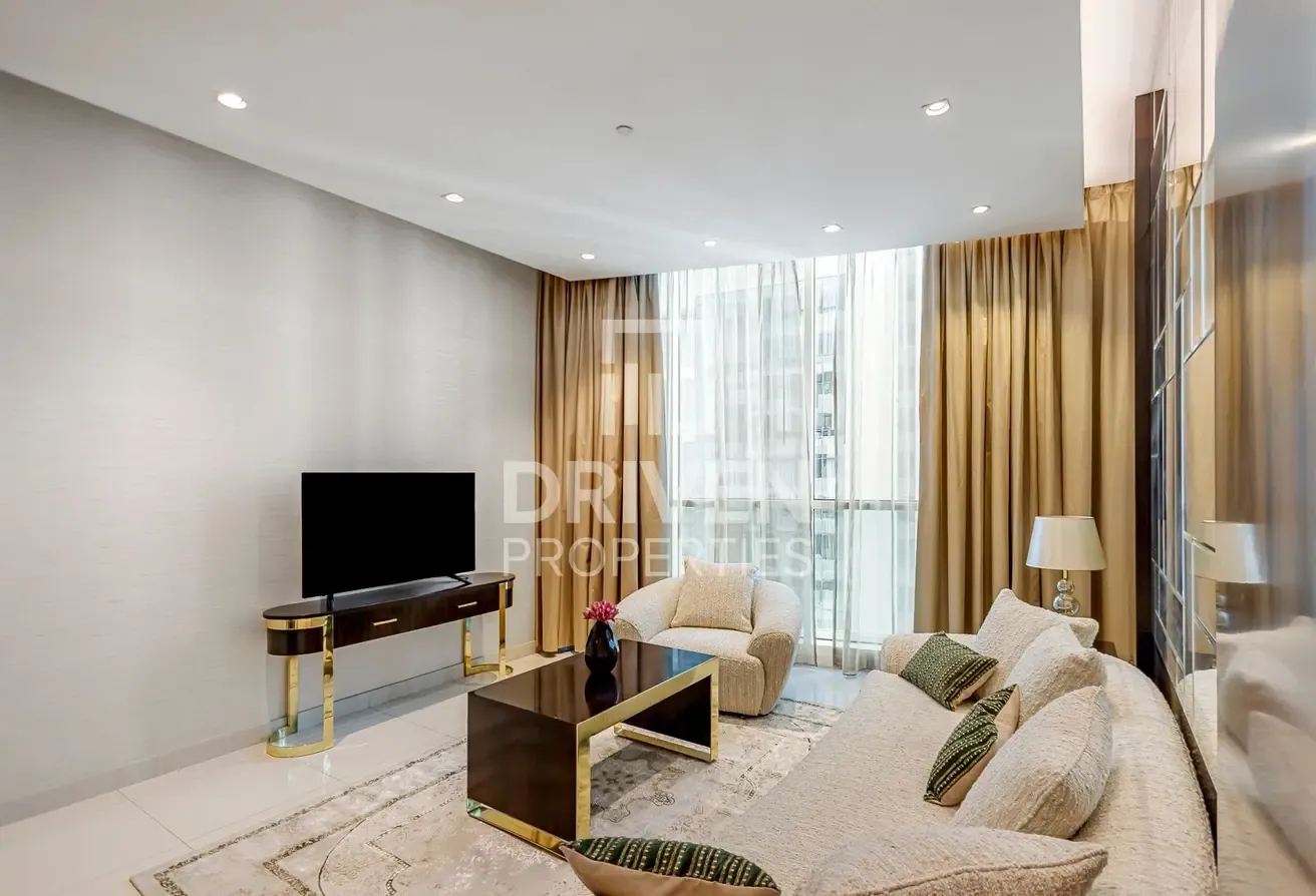 Ready to Move in | Unique Layout | Modern Unit