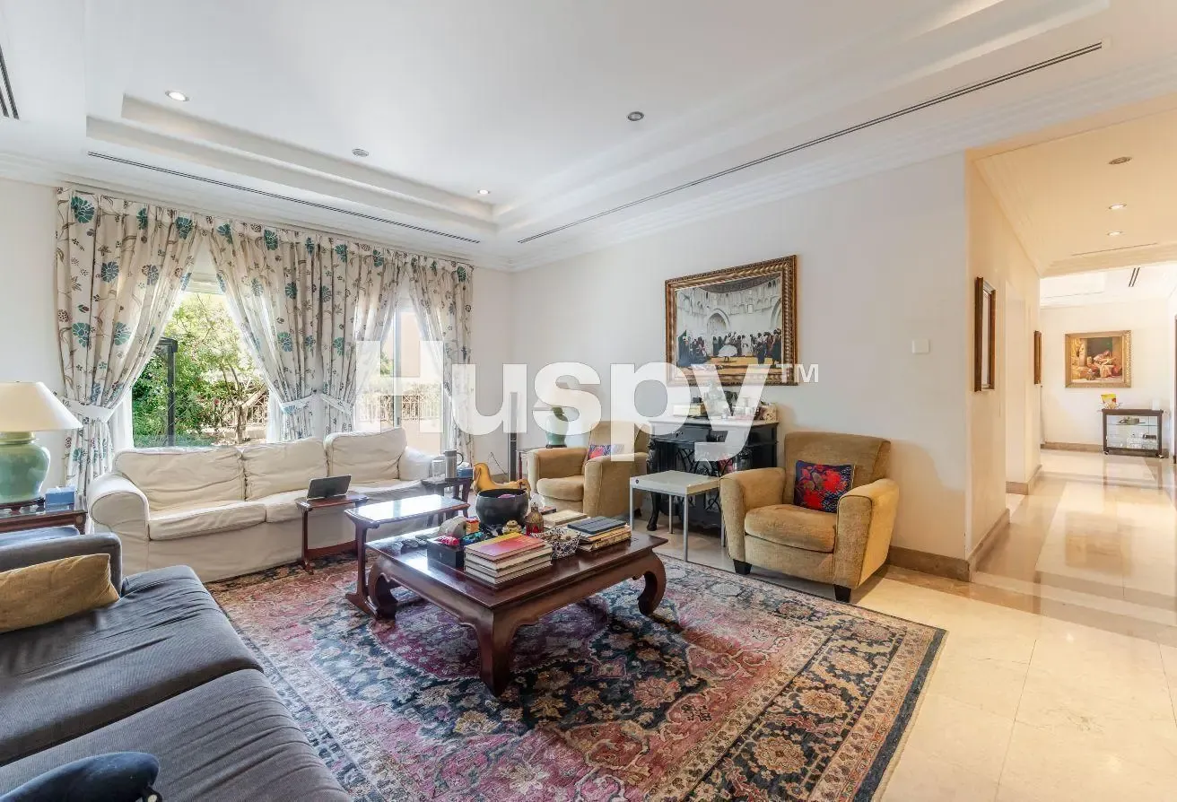 New to Market | Lake View | Hattan