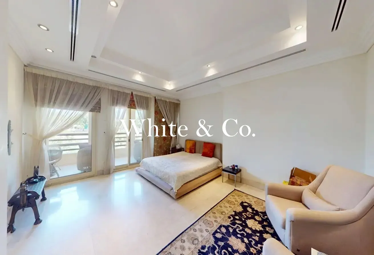 Lake View | Large Plot | Hattan E1 Layout