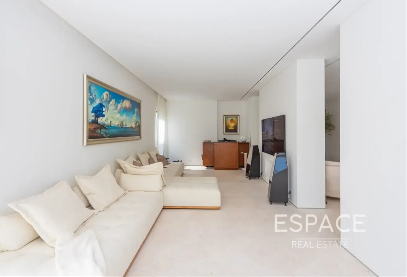 Luxury Renovation | Extended | Lake View
