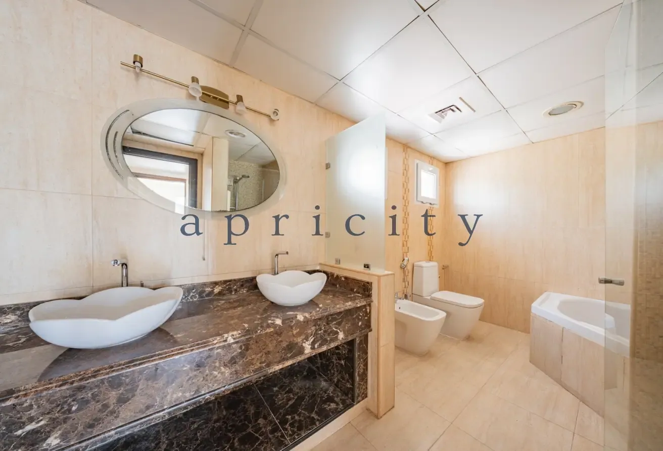 Renovation Opportunity | Huge Garden | Vacant