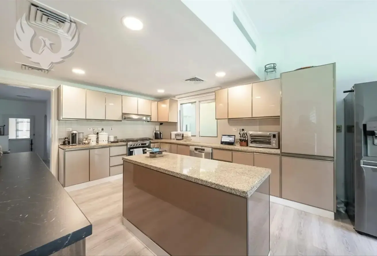 5BR + Maid’s | Large Plot | Available Now