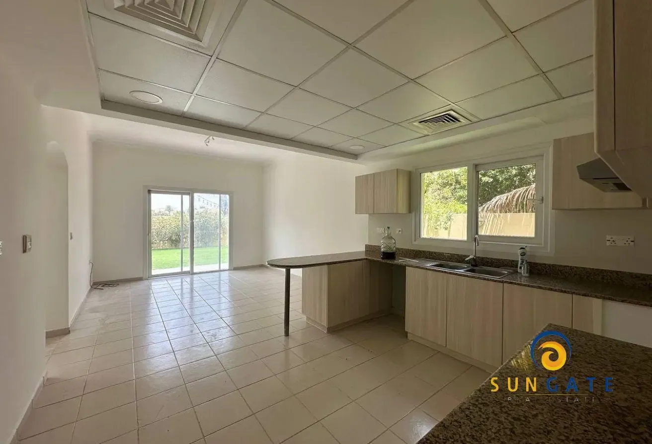 Lake view , large landscaped garden , vacant villa