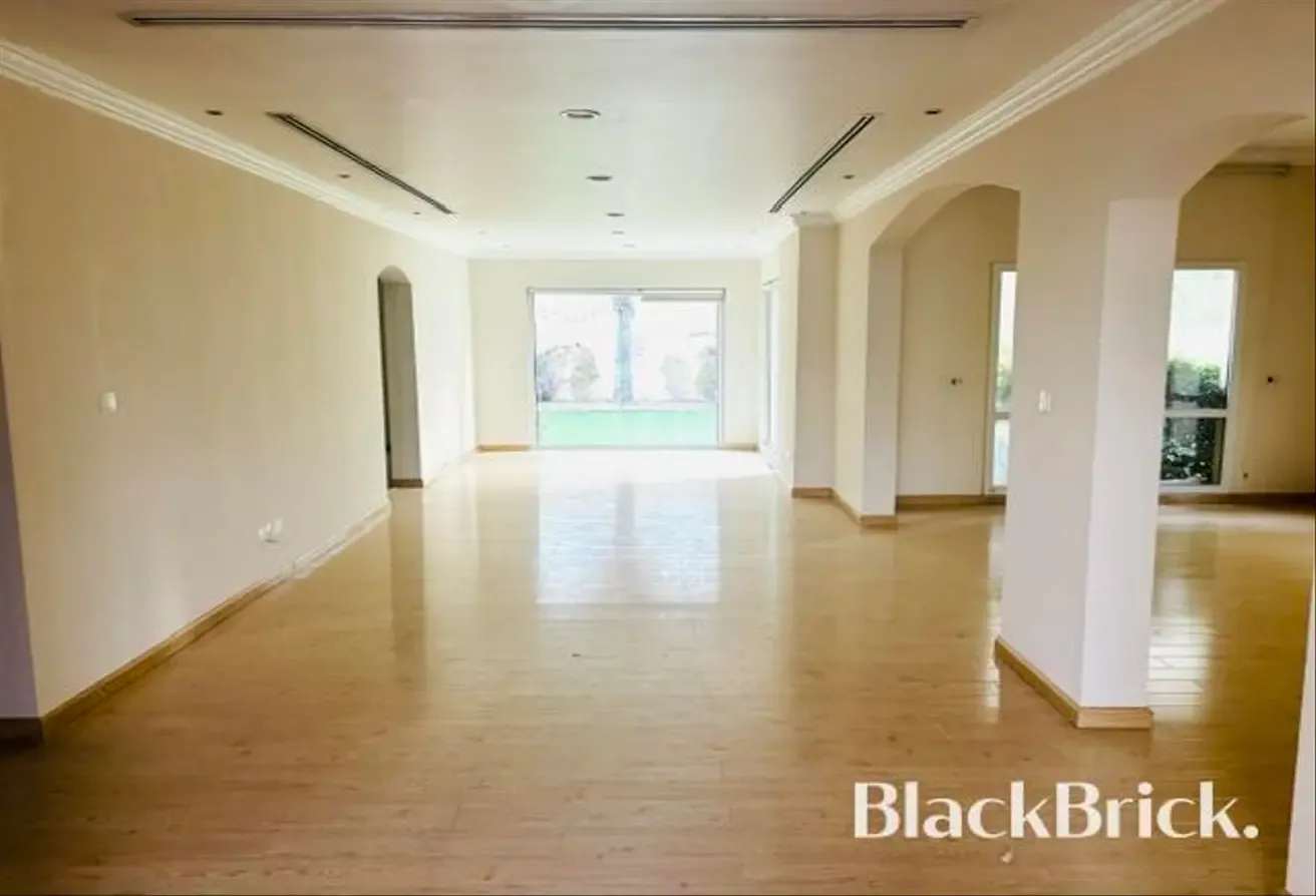 5 BEDROOMS | VASTU | Prime Meadows Location