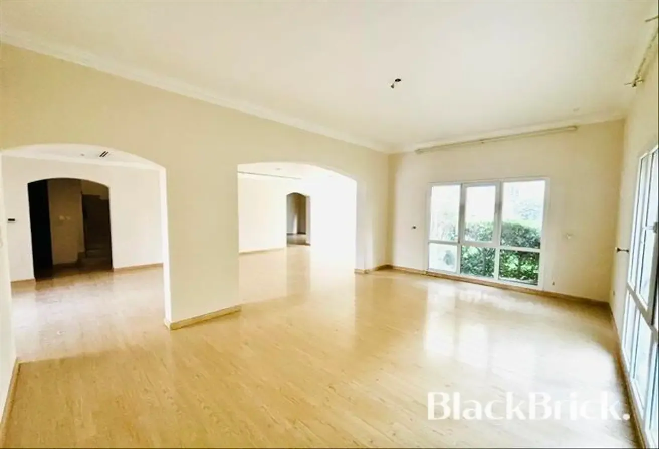 5 BEDROOMS | VASTU | Prime Meadows Location