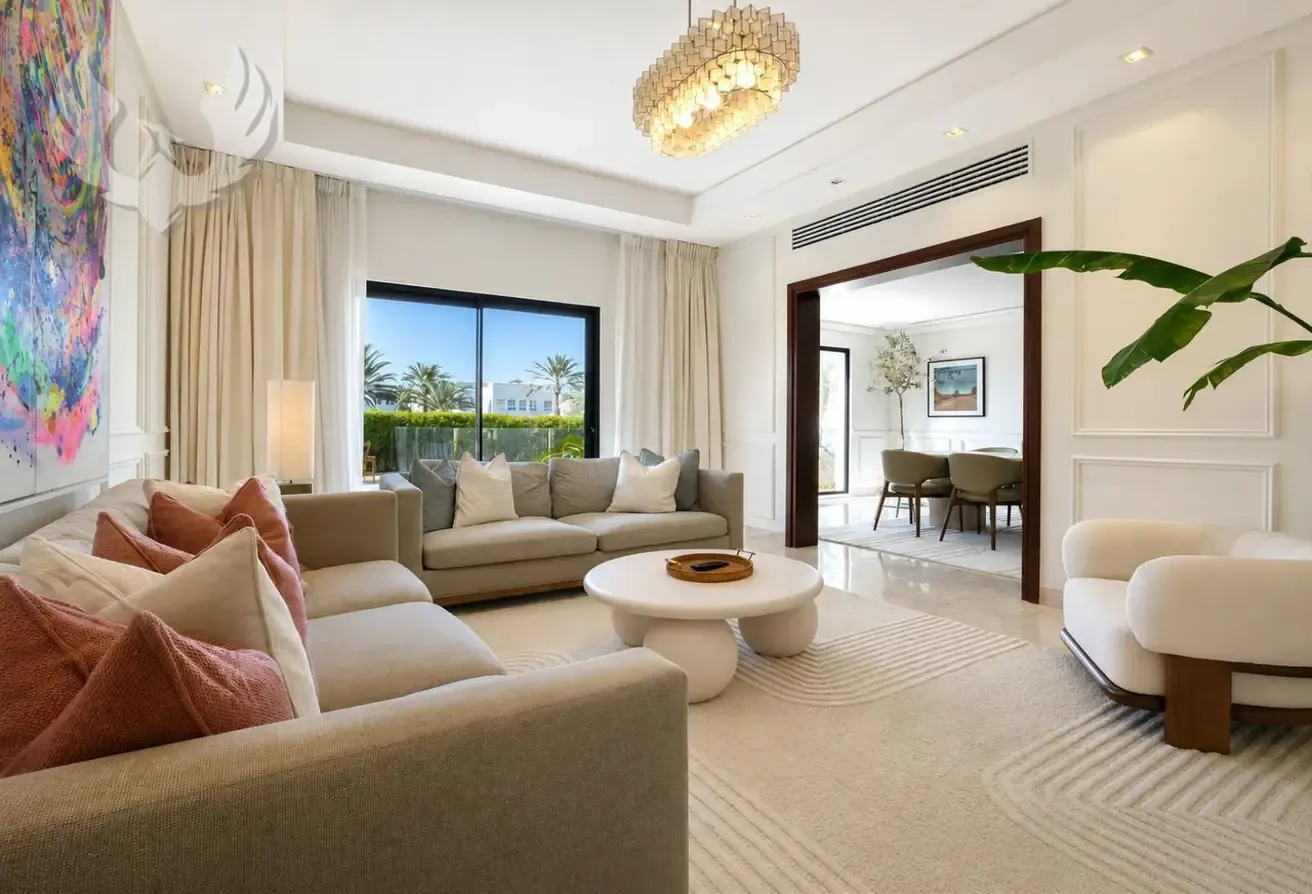 Skyline Luxury | Private Pool | 5-Bed Family Villa