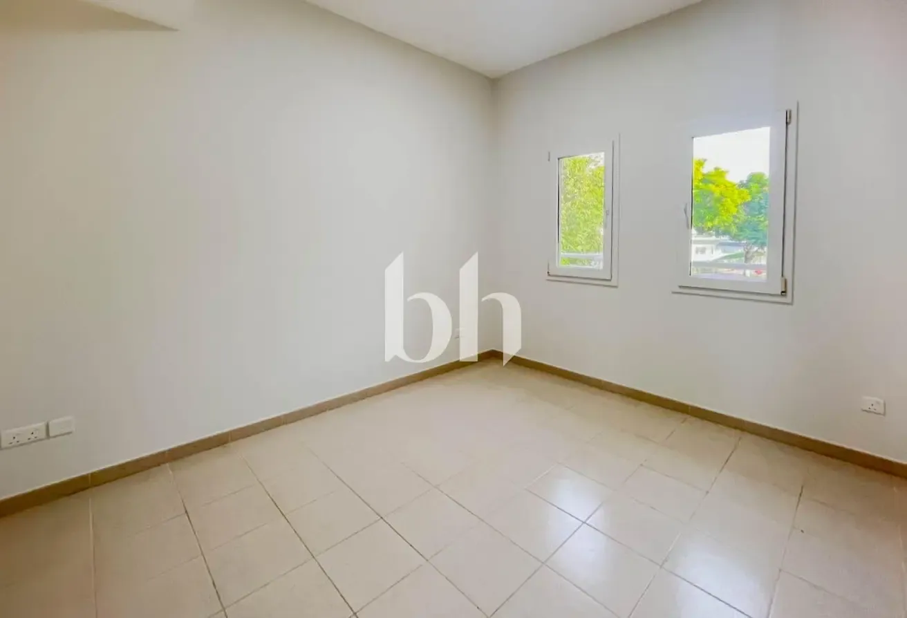 Great Location | VOT | Single Row | Type 7