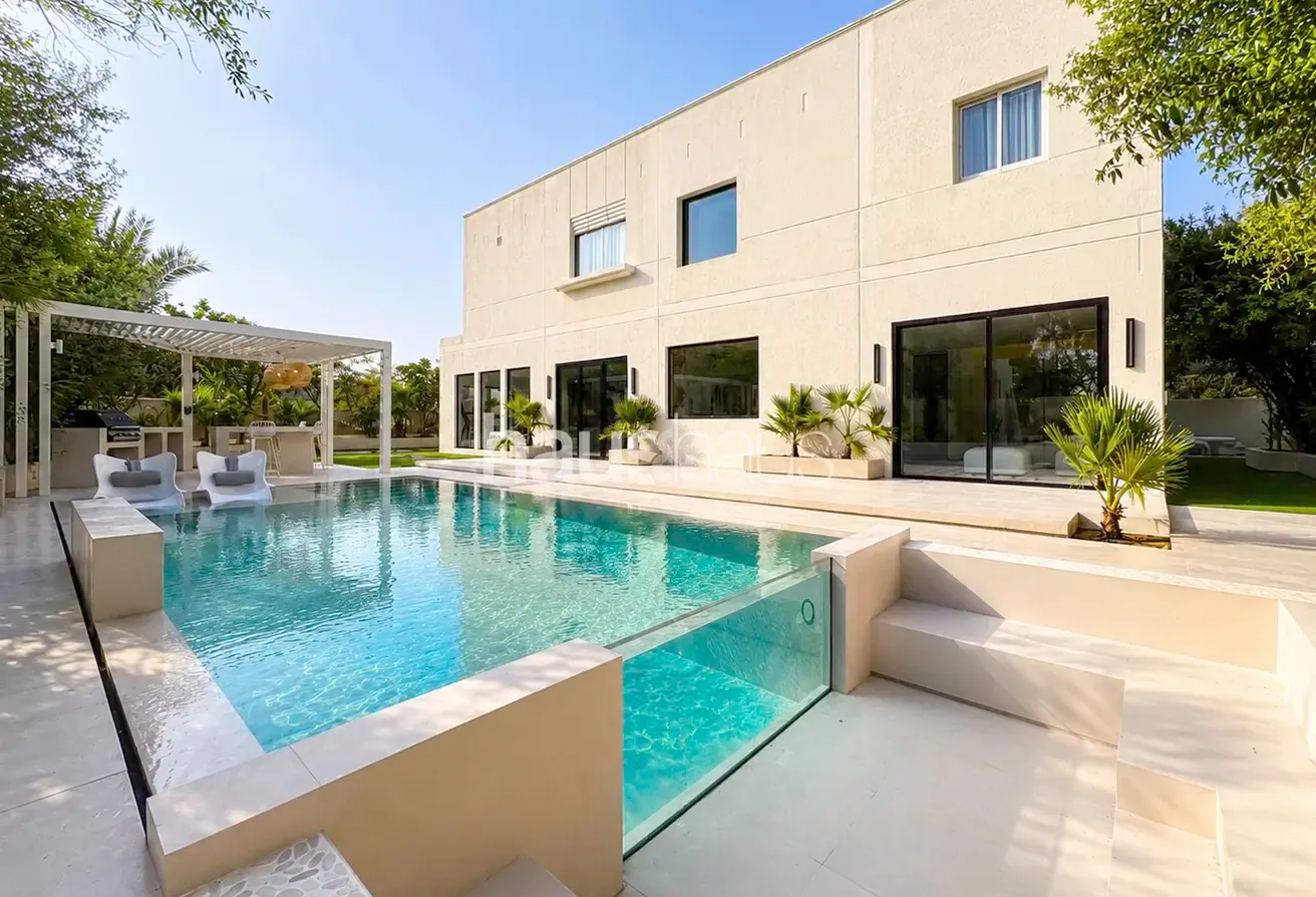 Fully Upgraded | Luxury Home | Vacant Now!