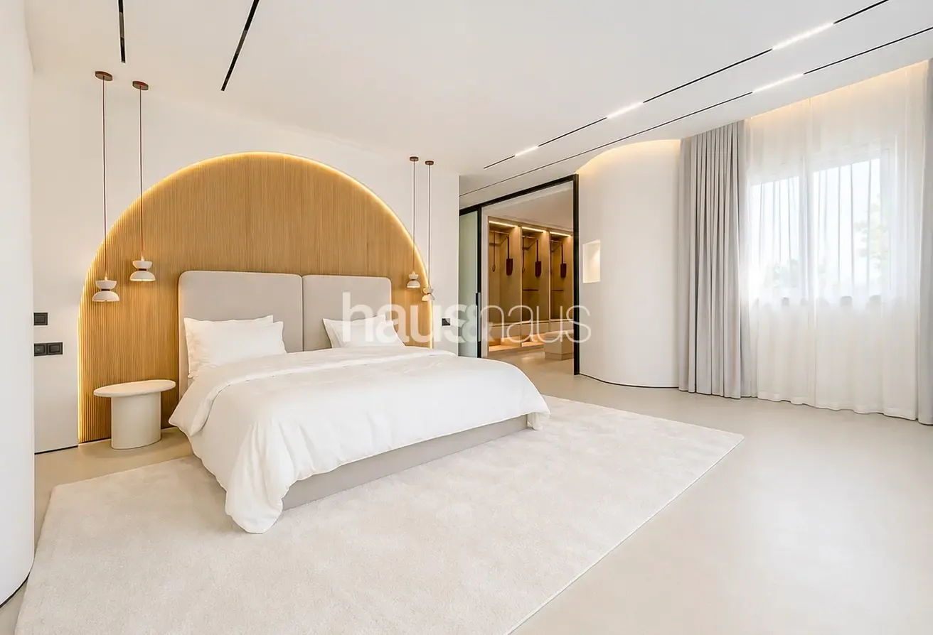 Fully Upgraded | Luxury Home | Vacant Now!