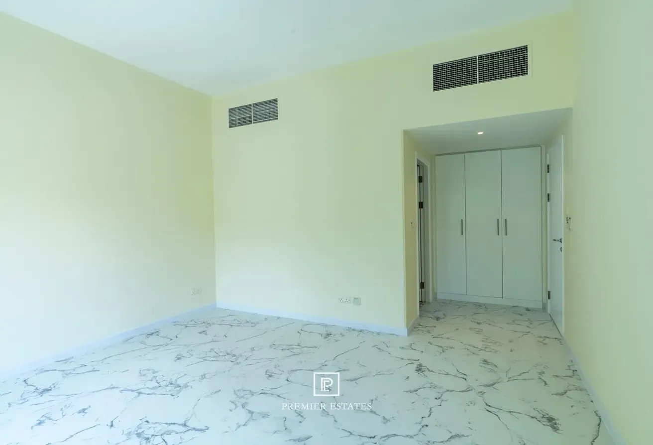Vacant Meadows 5BR villa Type 7 I Unbeatable Price