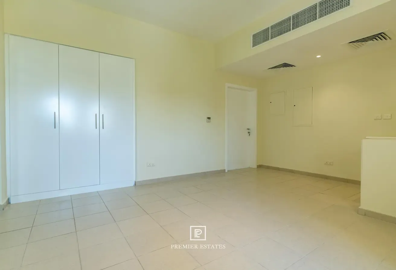 Vacant Meadows 5BR villa Type 7 I Unbeatable Price