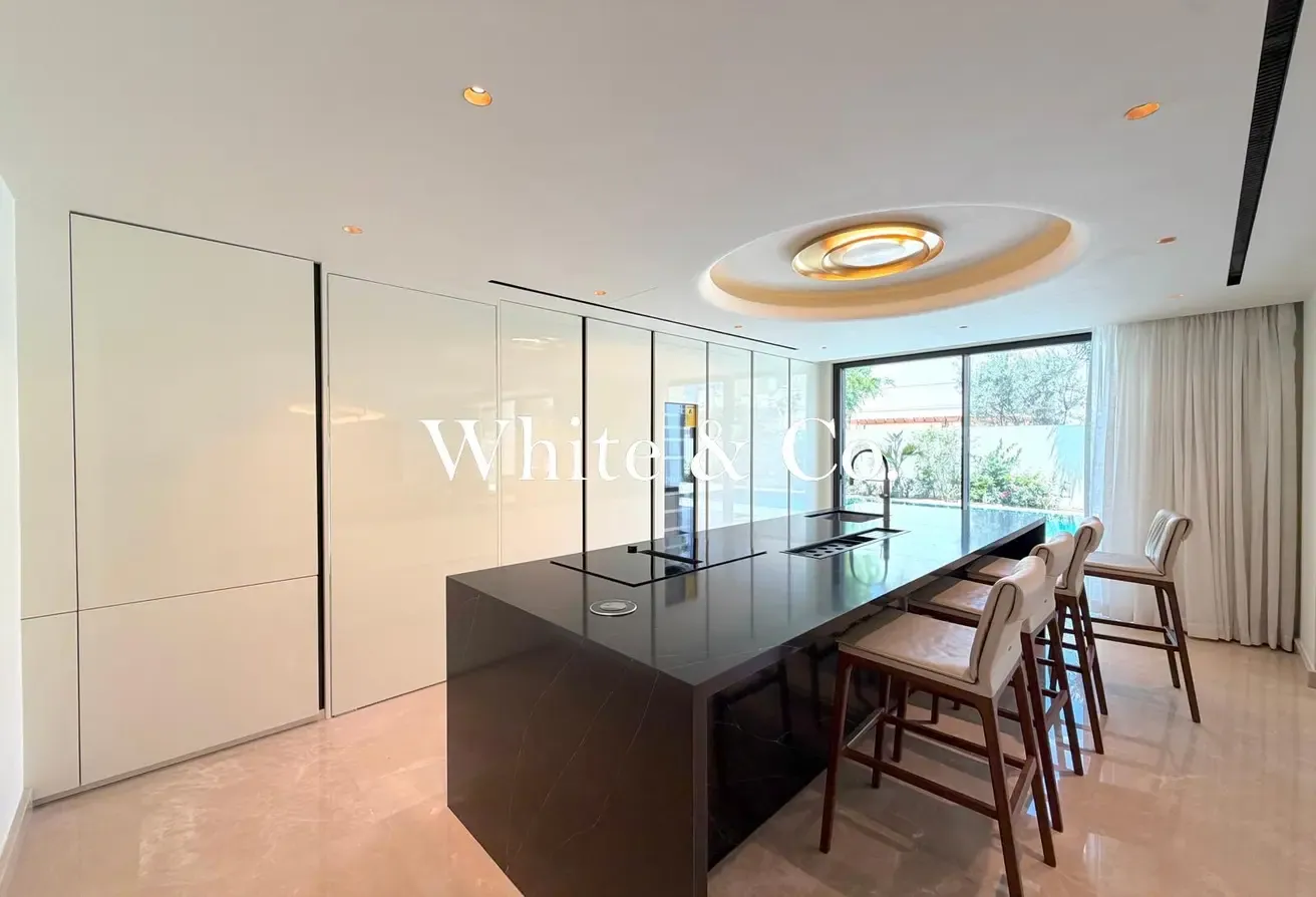 Exceptional |5 Bedroom |Ultra Luxury Villa