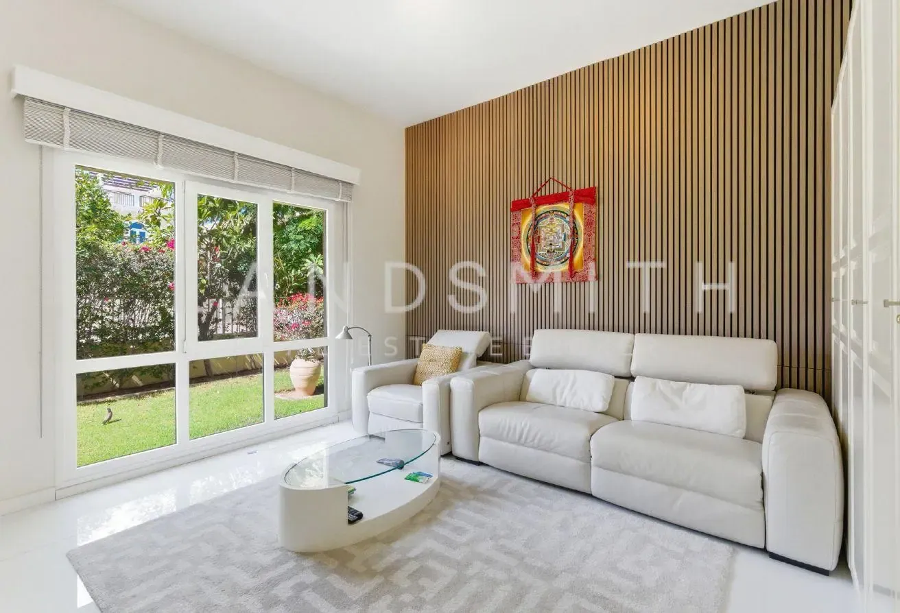 Exclusive | Upgraded 5 BR Villa I Private Pool