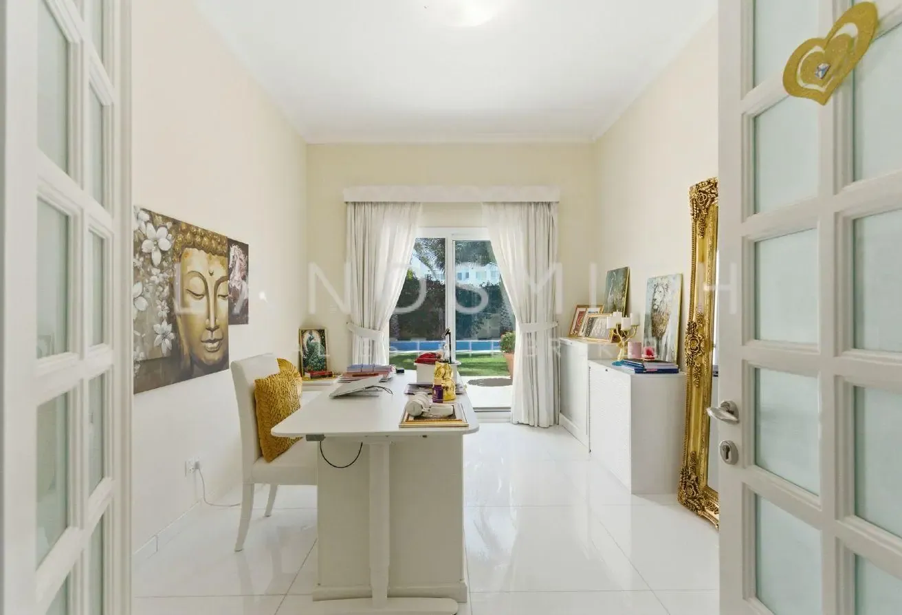 Exclusive | Upgraded 5 BR Villa I Private Pool