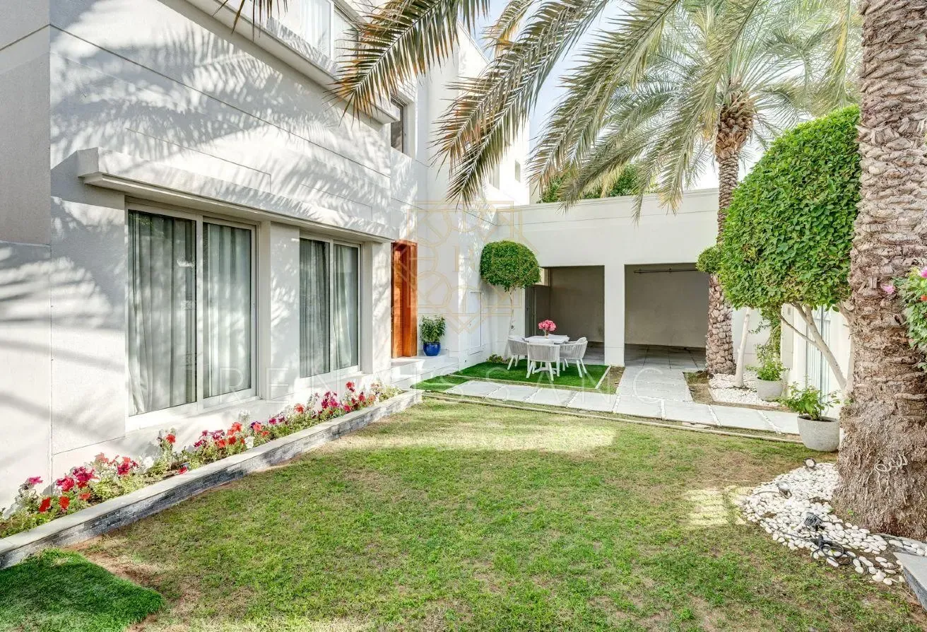 Fully Renovated 5BR | Meadows2 | Manicured Gardens