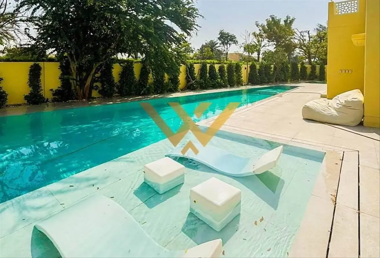 Upgraded 5BR + Maid's Villa | Pool | Luxury Finish