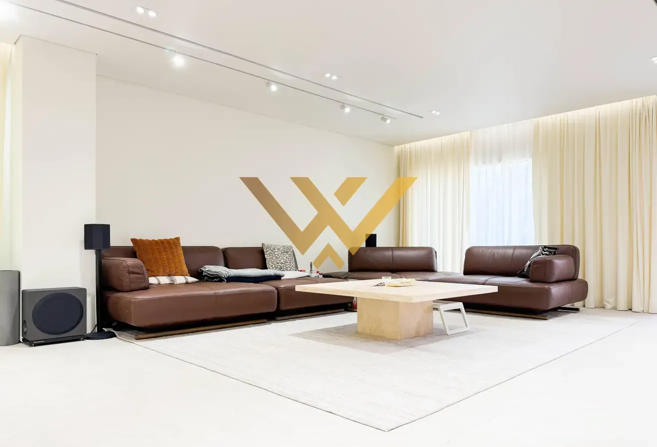 Upgraded 5BR + Maid's Villa | Pool | Luxury Finish