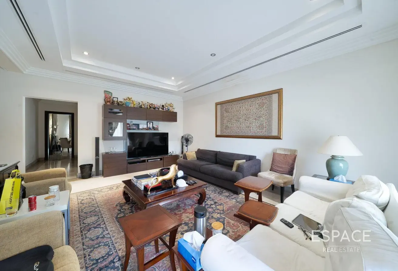 Rare E1 Hattan in Meadows 5 | Lake View