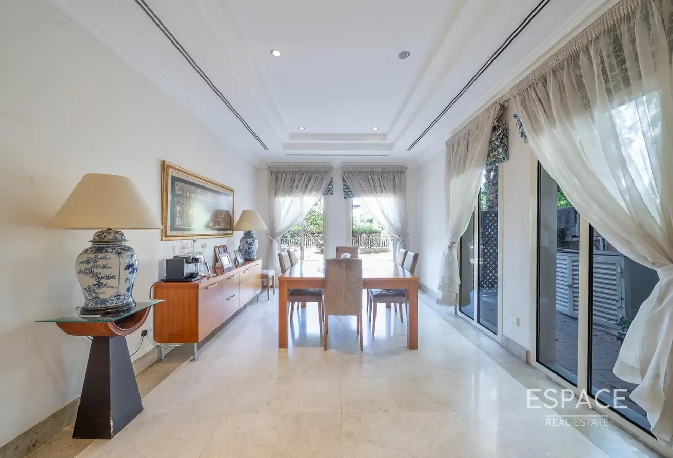 Rare E1 Hattan in Meadows 5 | Lake View