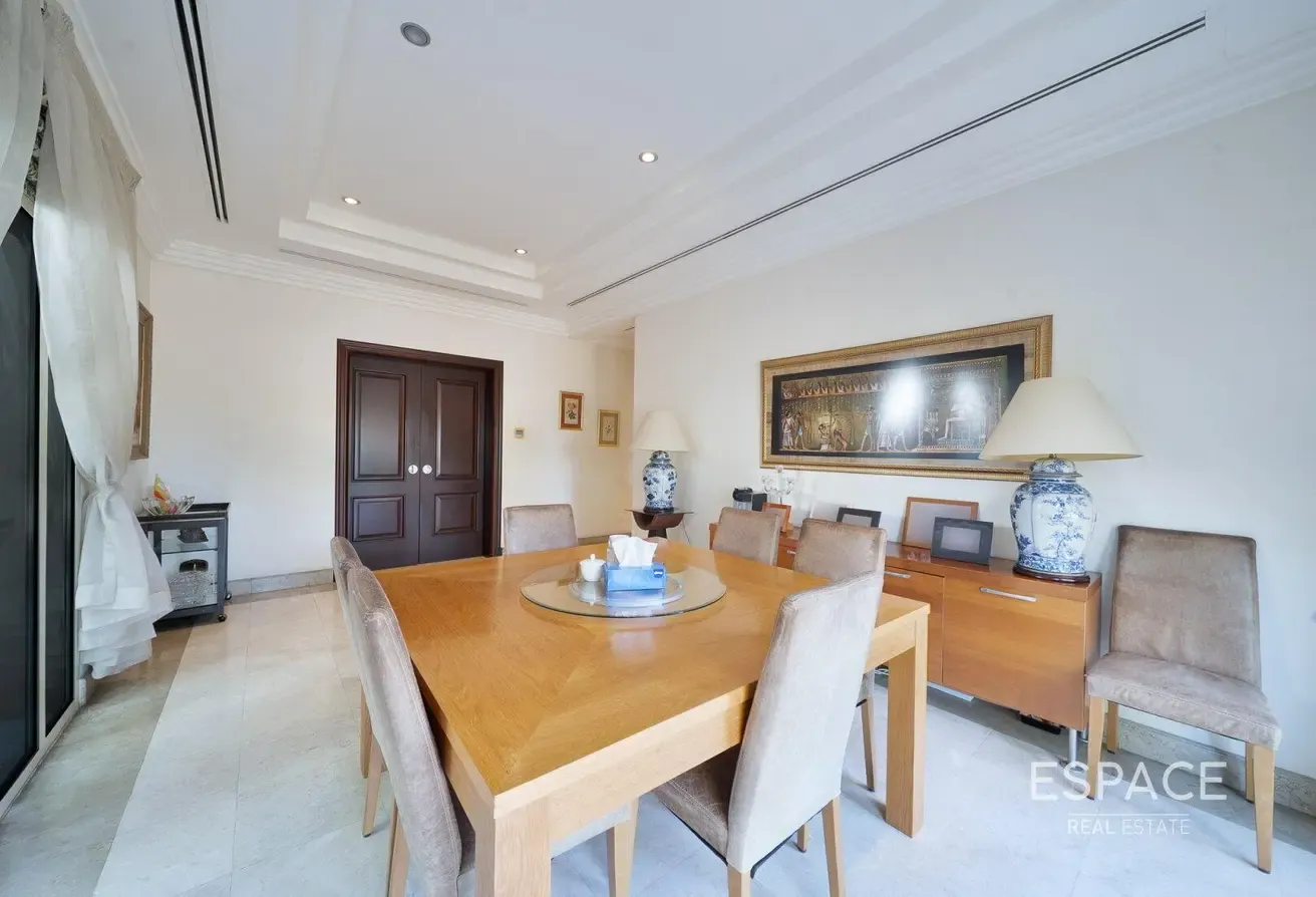 Rare E1 Hattan in Meadows 5 | Lake View
