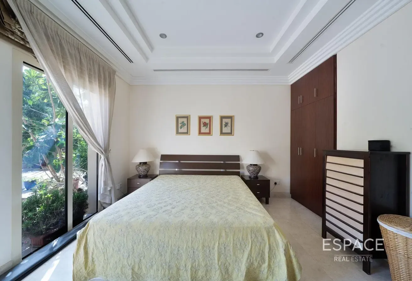 Rare E1 Hattan in Meadows 5 | Lake View