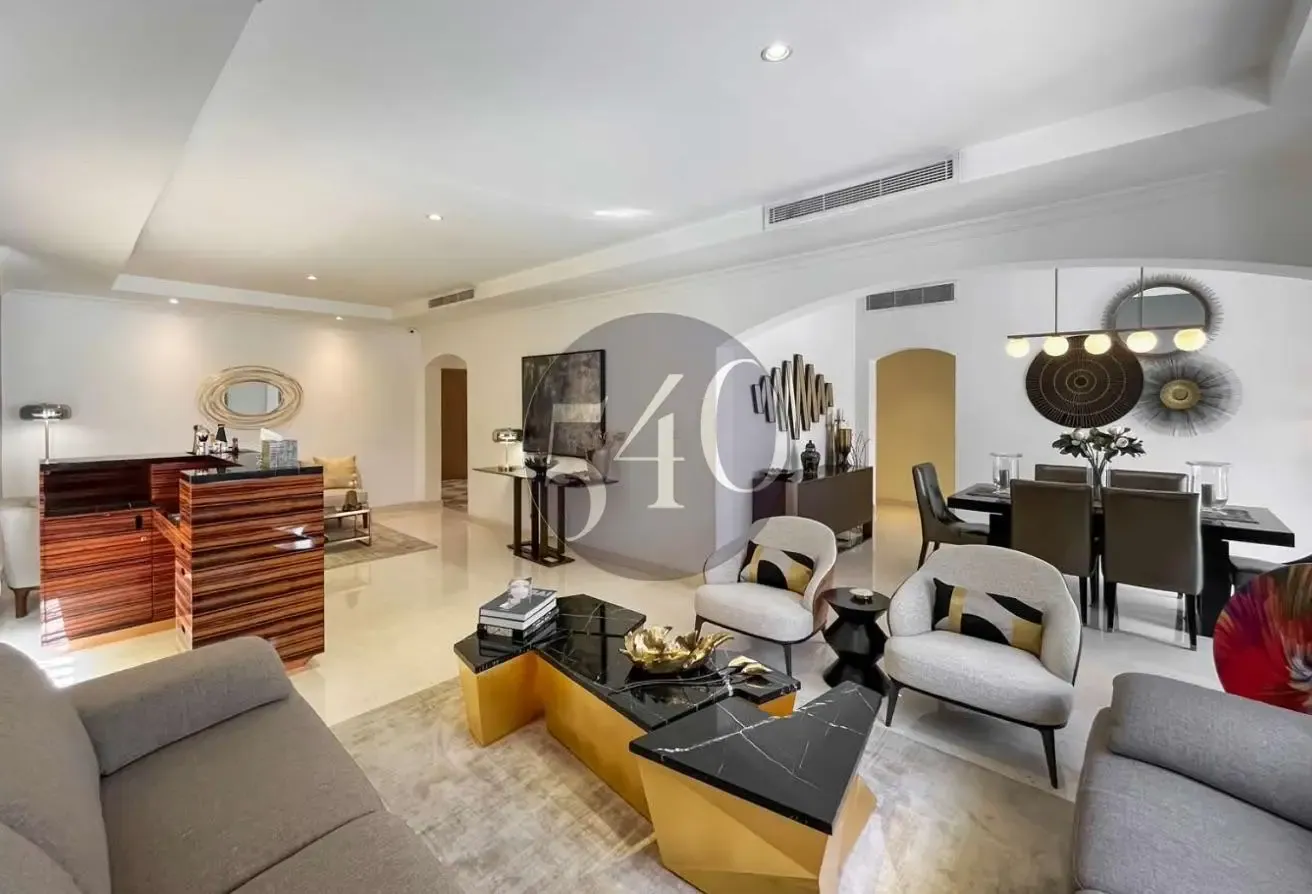 Upgraded 5 BR Villa in Meadows 1