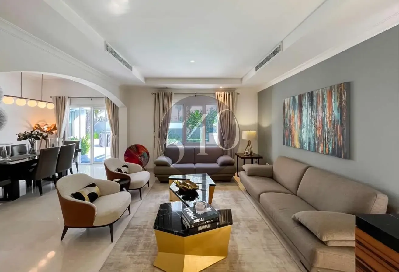 Upgraded 5 BR Villa in Meadows 1