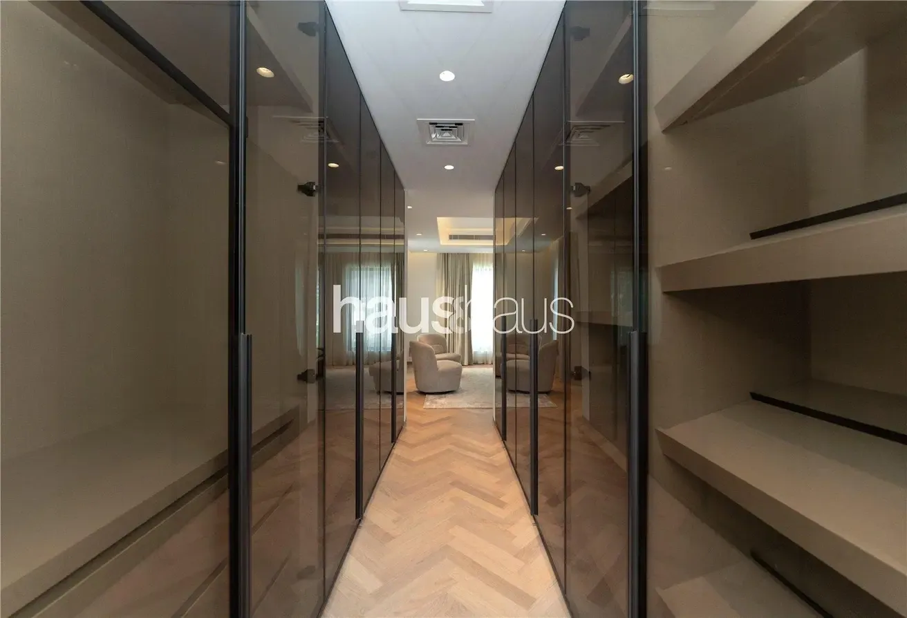 Exquisite Finish I Turn Key I 5 bed