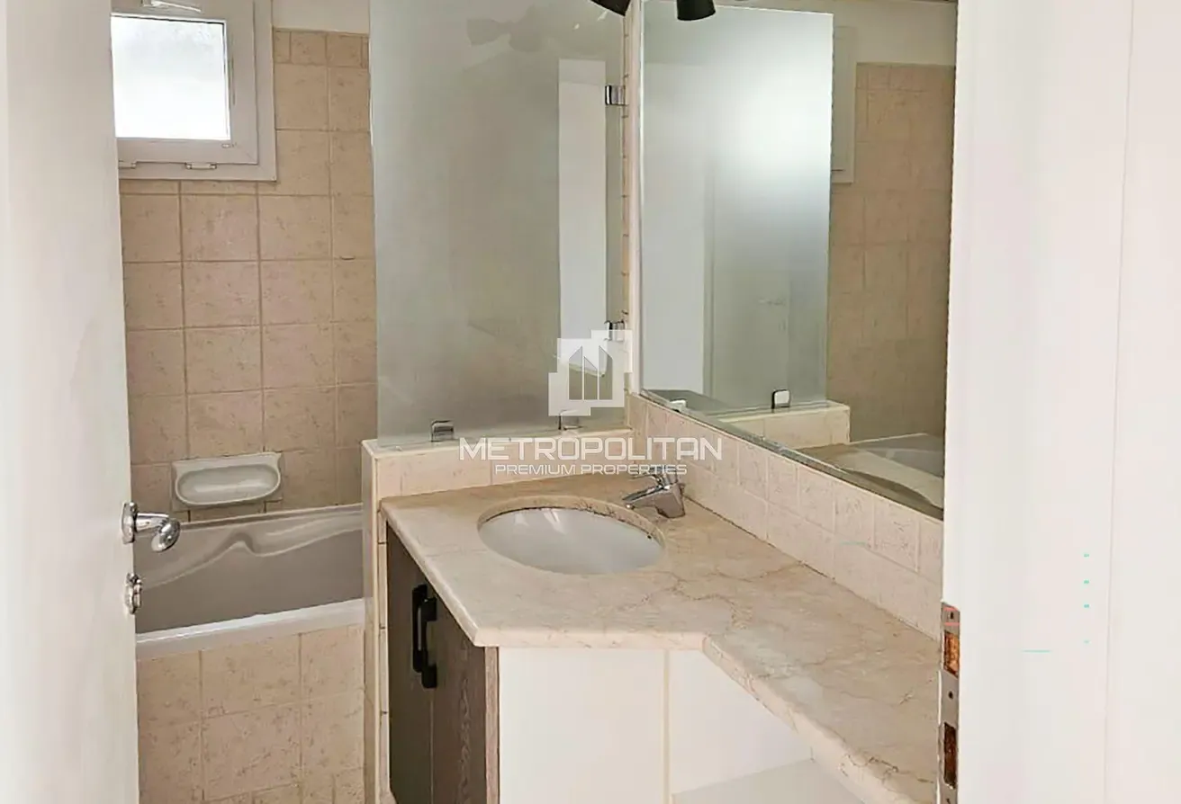 Lake View | Spacious Villa | Prime Location